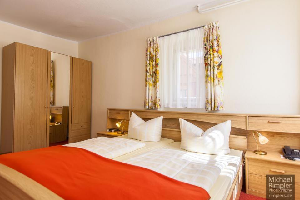Wanderhotel Sonnebergbaude Waltersdorf  Exterior photo