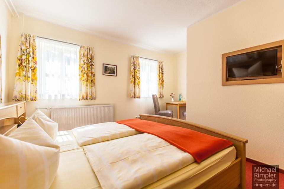 Wanderhotel Sonnebergbaude Waltersdorf  Exterior photo